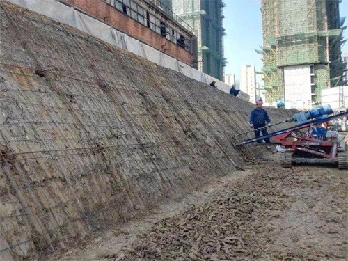 调兵山建筑边坡支护